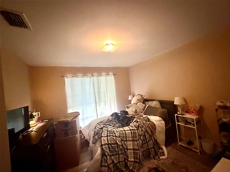 5319 Lincoln Town Dr — Photo 5