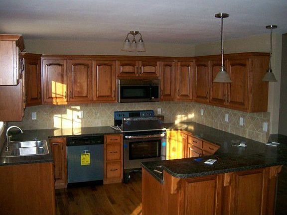 3rd image of 1657 Farmington Hills Dr