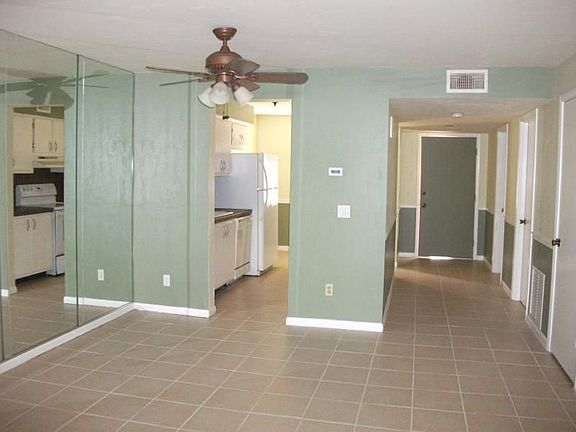 3rd image of 4640 Longwater Chase