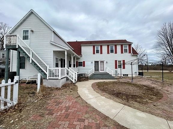 5th image of 3009 Riverside Ave