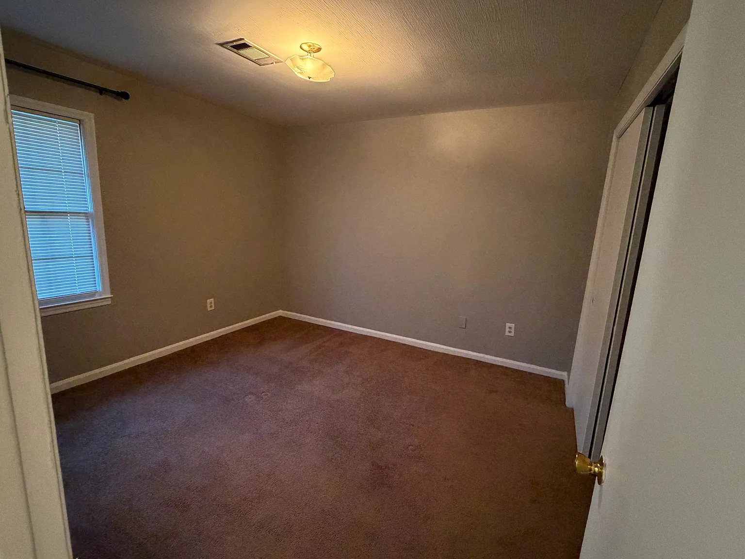 335 A Ebenezer Rd — Photo 3