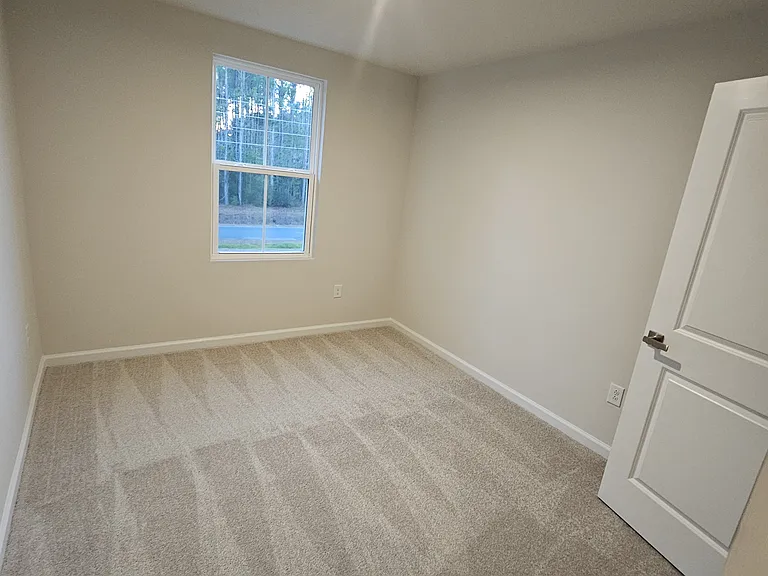 2032 Lewis Creek Cir NE — Photo 17