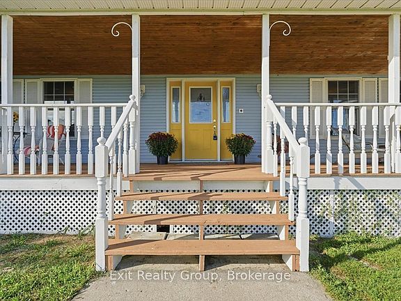 3rd image of 43 Conley Rd