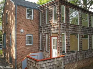 304 Penwood Rd, Silver Spring, MD 20901