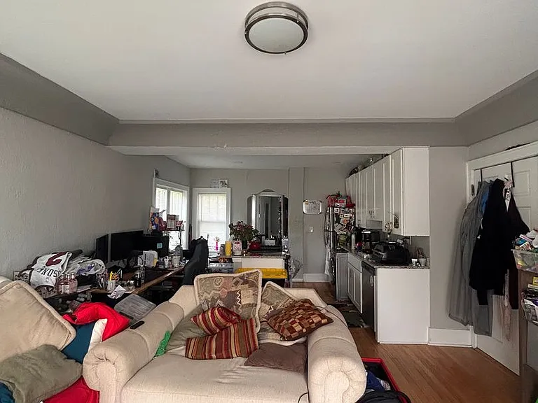 1922 N Palmer St #1 — Photo 9