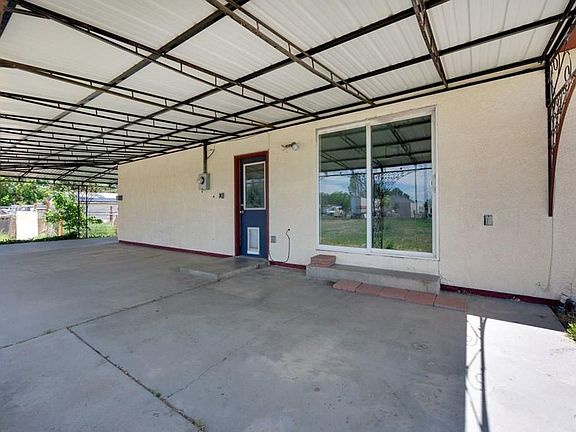 5th image of 981 Tamarack Cir
