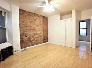 349 W 45th St #2F, New York, NY 10036