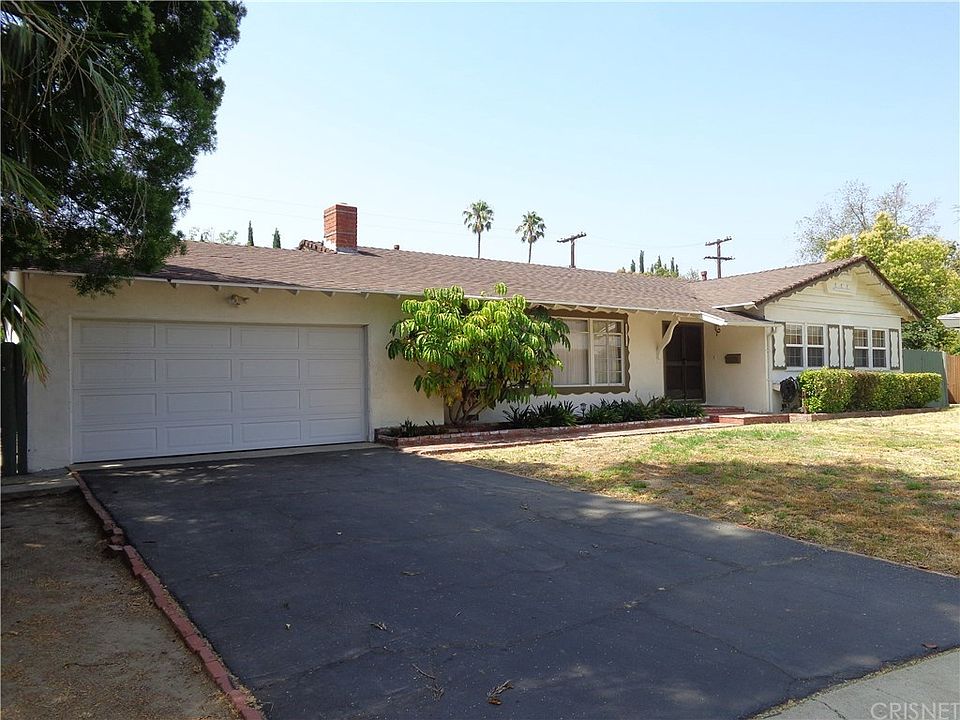 1st image of 22728 Chase Pl