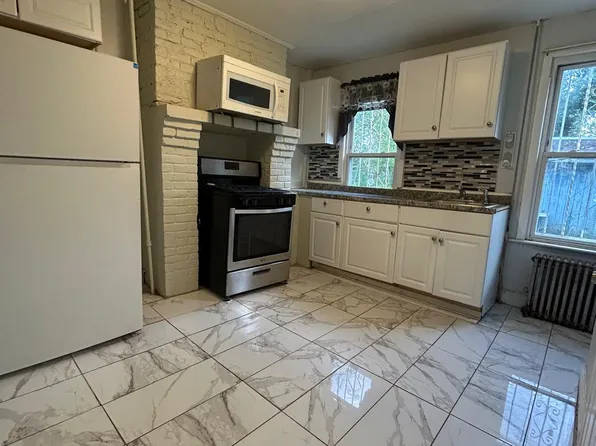 52 Kent St, Newark, NJ