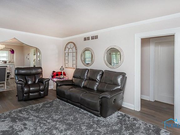 5th image of 6461 Nebraska Ave