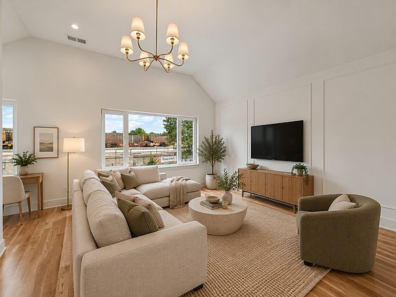 5th image of 1355 W 16th St APT 3