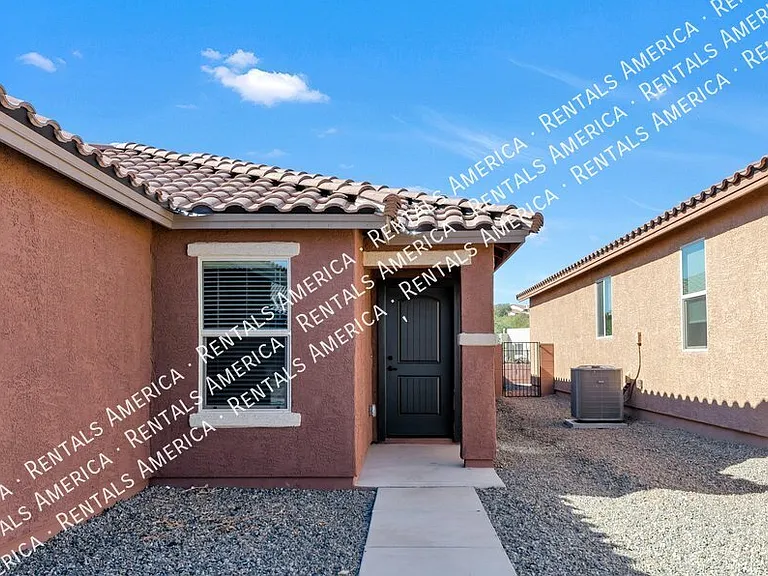9221 N Peridot Vista Ave — Photo 2