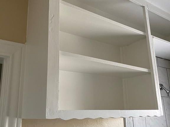 5th image of 4304 Pease St #2