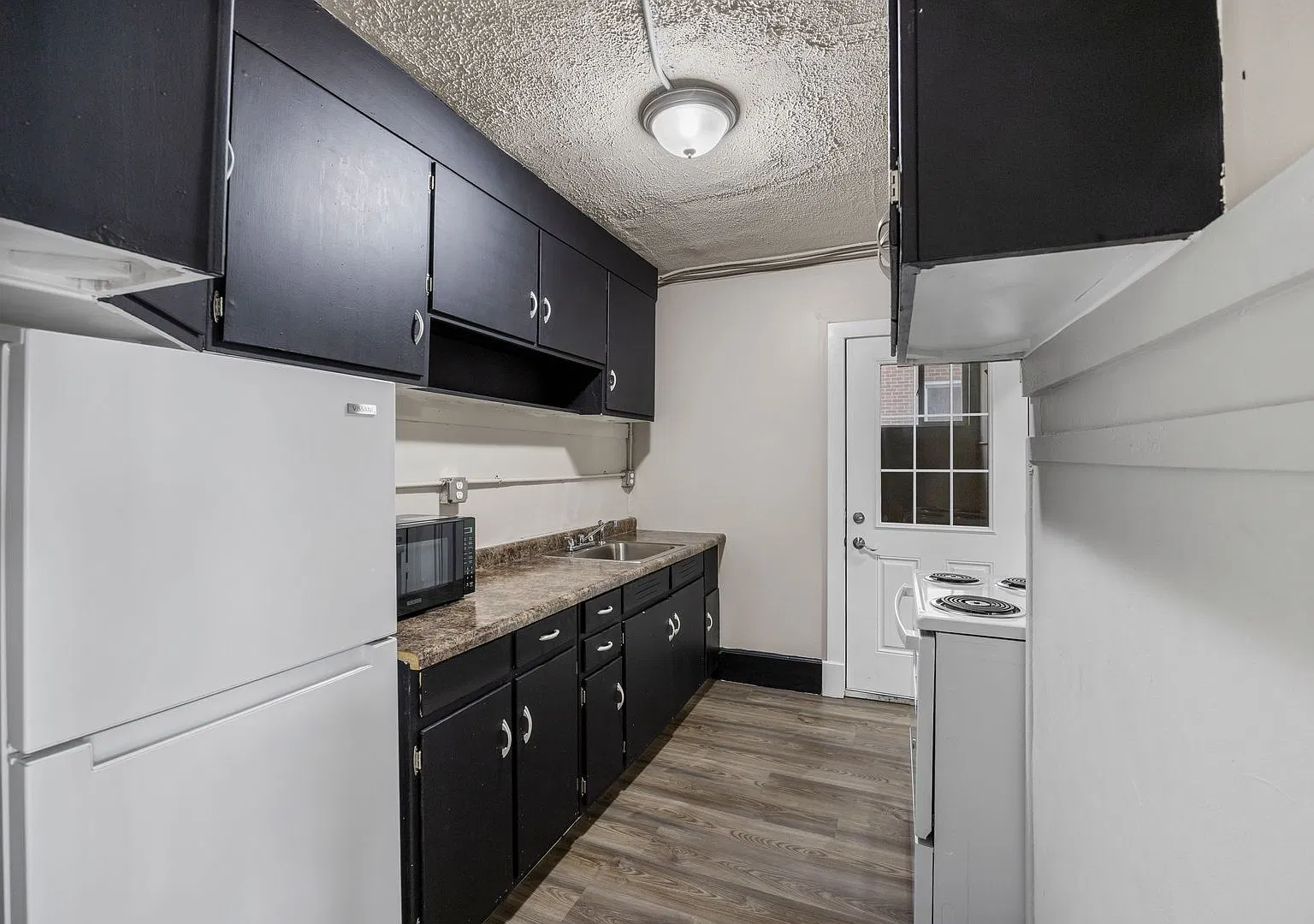 Cottage Heights Apartments — Photo 2