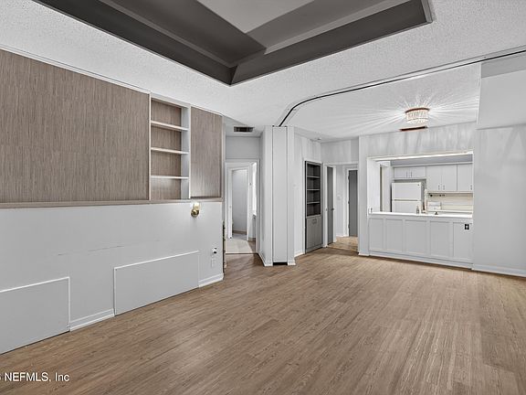 5th image of 2910 RAVINES Road #1125