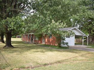 4051 Butterfield Coach Rd, Springdale, AR 72764