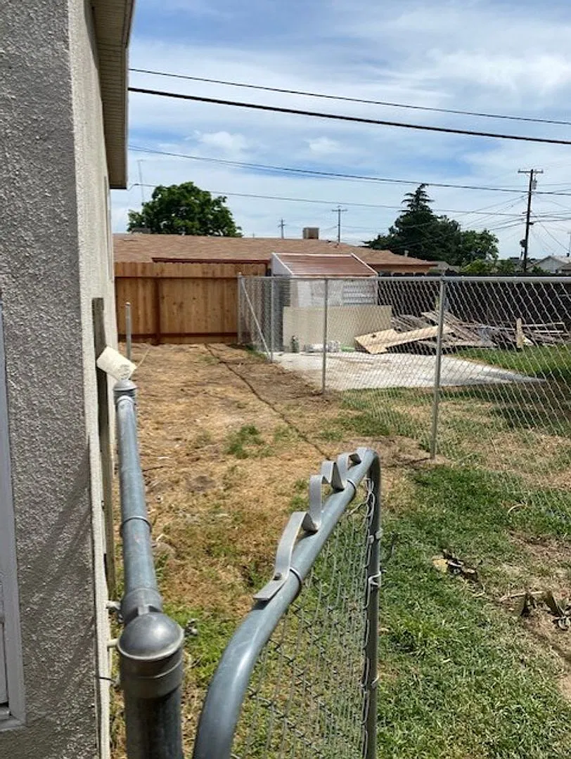 Fully Remodeled 2 bedroom and 1 bath home! — Photo 4
