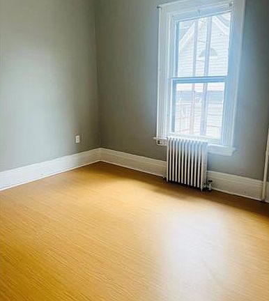3rd image of 15 Dudley Pl