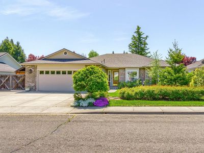 573 Blue Heron Way, Central Point, OR, 97502