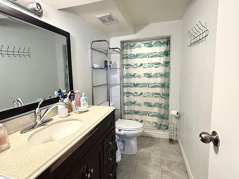 7841 Martin Grove Rd #LOWER LEVEL — Photo 8
