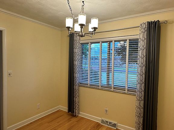 5th image of 205 Washington Ave