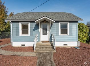 1035 W 8th St, Port Angeles, WA 98363