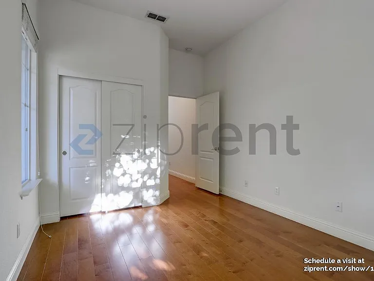 856 Morningside Dr — Photo 15