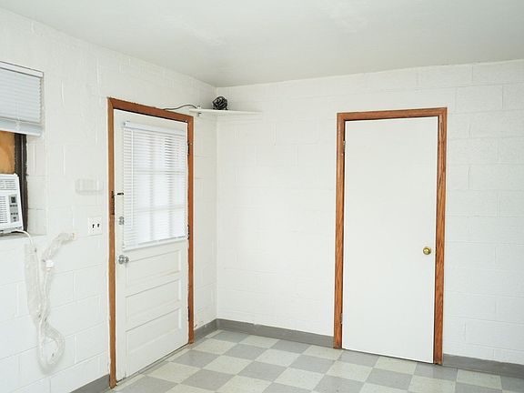 5th image of 1883 University Cir APT D