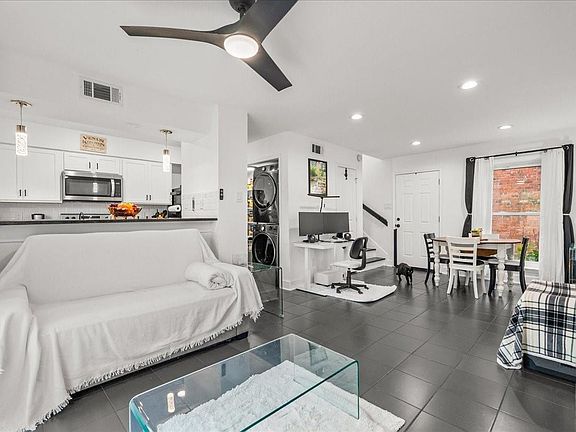5th image of 1501 Bonanza Rd #501