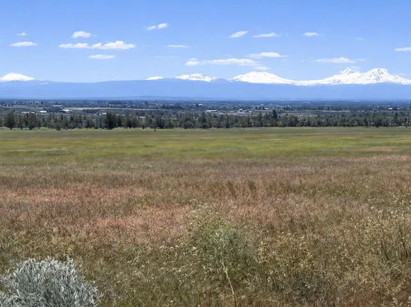 2 SW Wiley Rd, Powell Butte, OR 97753