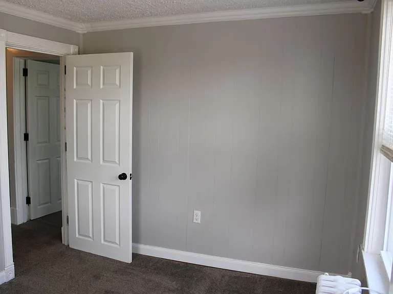 152 N Lombard St — Photo 8