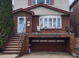 71 Linnet St #2, Bayonne, NJ 07002