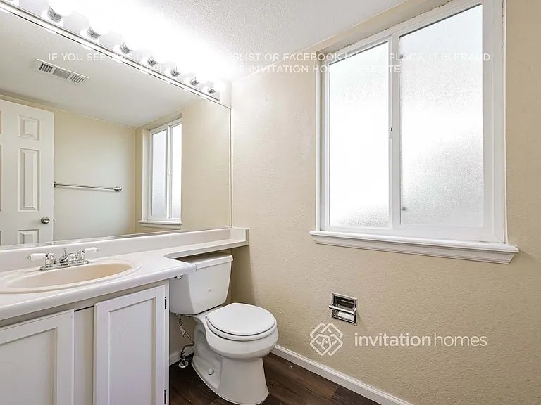 9636 Lameria Dr — Photo 17