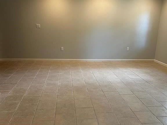 4th image of 1713 Redwood Cir