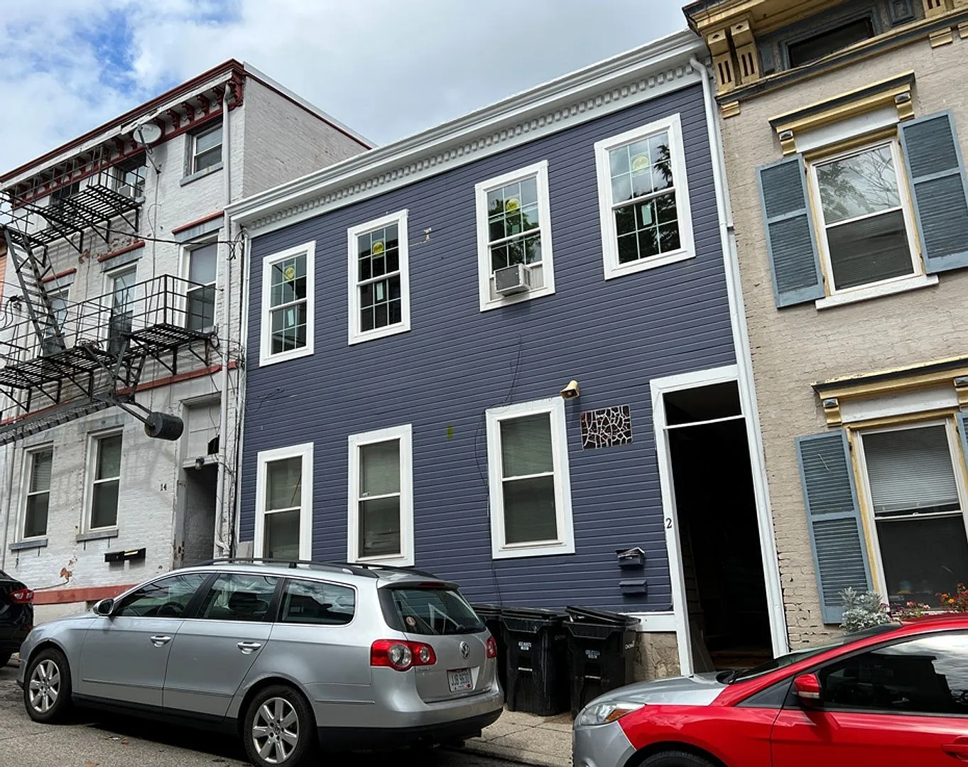 2 bed, 1.0 bath, 978 sqft, $1,595 — Photo 1