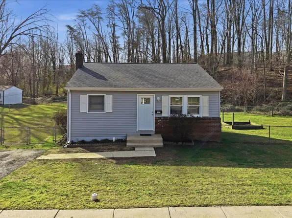 1425 D St, Woodbridge, VA 22191