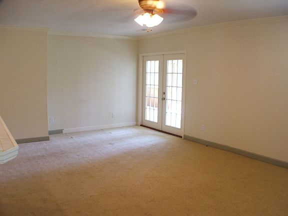 5th image of 58 Hill Dr