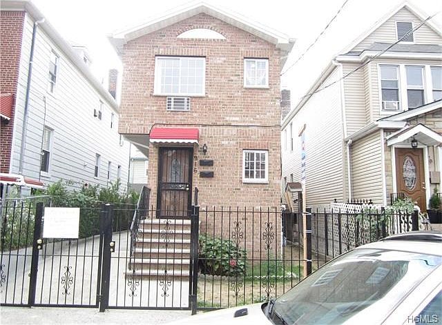 1st image of 916 Cranford Ave