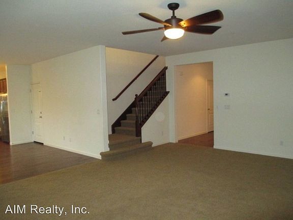 4th image of 1846 Stageline Cir