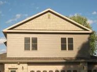 N8811 Lakeshore Dr #5, Van Dyne, WI 54979