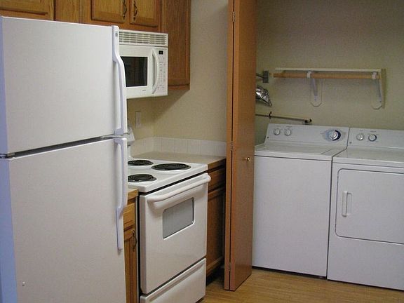 5th image of 6305 Chapel Hill Blvd #S201