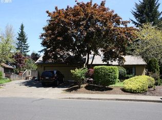 792 SE 39th Ct, Hillsboro, OR