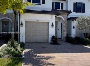 3380 W 108th St #TOWNHOUSE 3380, Hialeah, FL 33018