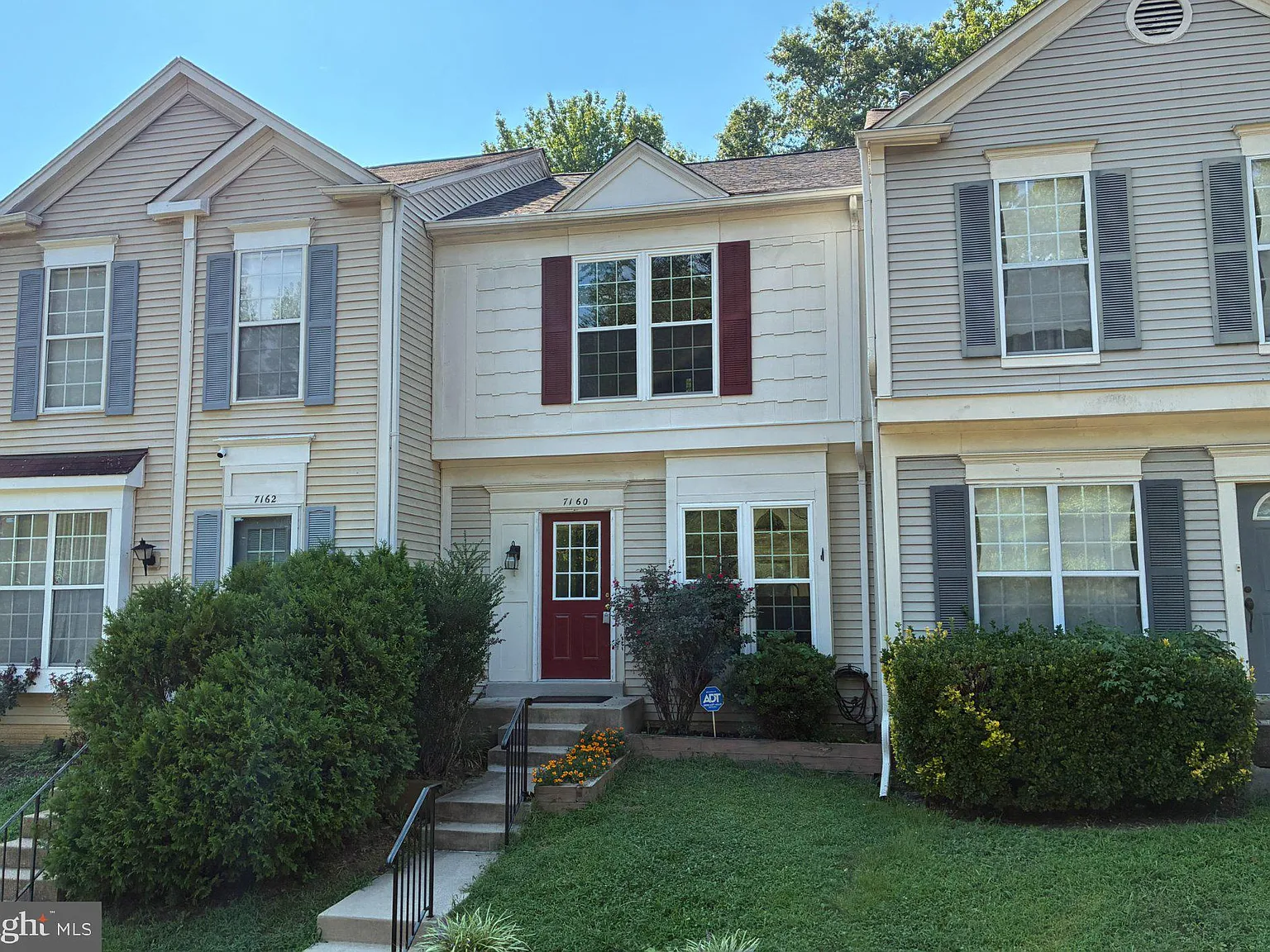 Woodstone — Photo 1
