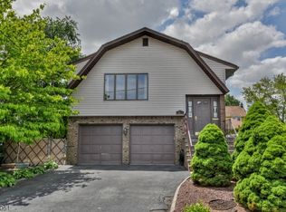 369 Kaplan Ave, Hackensack, NJ 07601
