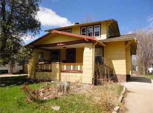 1706 1st Ave NW, Cedar Rapids, IA 52405