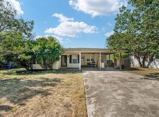 817 Lee St, Kerrville, TX 78028