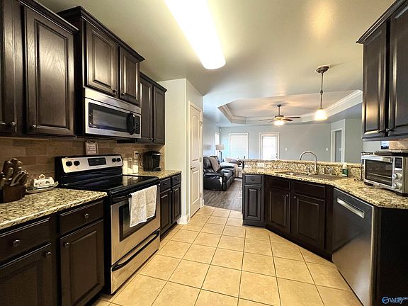 2nd image of 5028 Montauk Trl SE