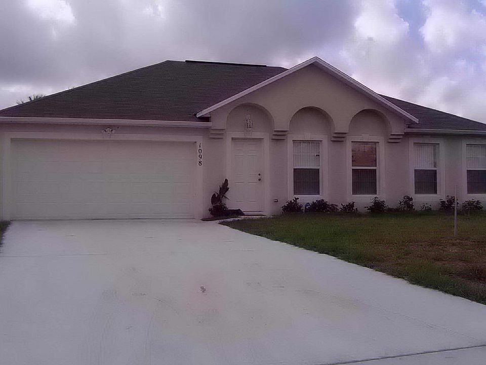 1st image of 1098 SW Eckard Ave