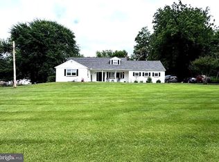 251 W Locust St, Oxford, PA 19363